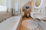 Appartement-Vermietung Bals -  - Fichtenweg 8c | Sylt | Westerland, Hausteil für 7 Personen mit 4 Schlafzimmer, 3 Badezimmer, Gäste WC, ca. 131 m2, Grundstück ca. 0 m2 - Bild-10