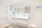 Appartement-Vermietung Bals -  - Fichtenweg 8b | Sylt | Westerland, Hausteil für 6 Personen mit 3 Schlafzimmer, 3 Badezimmer, Gäste WC, ca. 145 m2, Grundstück ca. 0 m2 - Bild-21