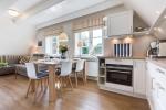 Appartement-Vermietung Bals - Wohnpark Friesenhain - Haus Kliemkiker - Haderslebener Straße 30b | Sylt | Westerland, 3-Zimmer-OG-Wohnung  | Maisonette für 4 Personen mit 2 Schlafzimmer, 1 Badezimmer, ca. 60 m2, Grundstück ca. 0 m2 - Bild-1
