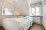 Appartement-Vermietung Bals - Wohnpark Friesenhain - Haus Kliemkiker - Haderslebener Straße 30b | Sylt | Westerland, 3-Zimmer-OG-Wohnung  | Maisonette für 4 Personen mit 2 Schlafzimmer, 1 Badezimmer, ca. 60 m2, Grundstück ca. 0 m2 - Bild-9