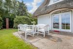 Appartement-Vermietung Bals - Kliffside - Am Kliff 27 | Sylt | Keitum, Freistehendes Reetdachhaus für 9 Personen mit 5 Schlafzimmer, 4 Badezimmer, Gäste WC, ca. 300 m2, Grundstück ca. 0 m2 - Bild-50