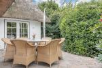 Appartement-Vermietung Bals - Kliffside - Am Kliff 27 | Sylt | Keitum, Freistehendes Reetdachhaus für 9 Personen mit 5 Schlafzimmer, 4 Badezimmer, Gäste WC, ca. 300 m2, Grundstück ca. 0 m2 - Bild-56